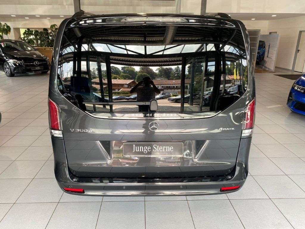 Mercedes-Benz V 300