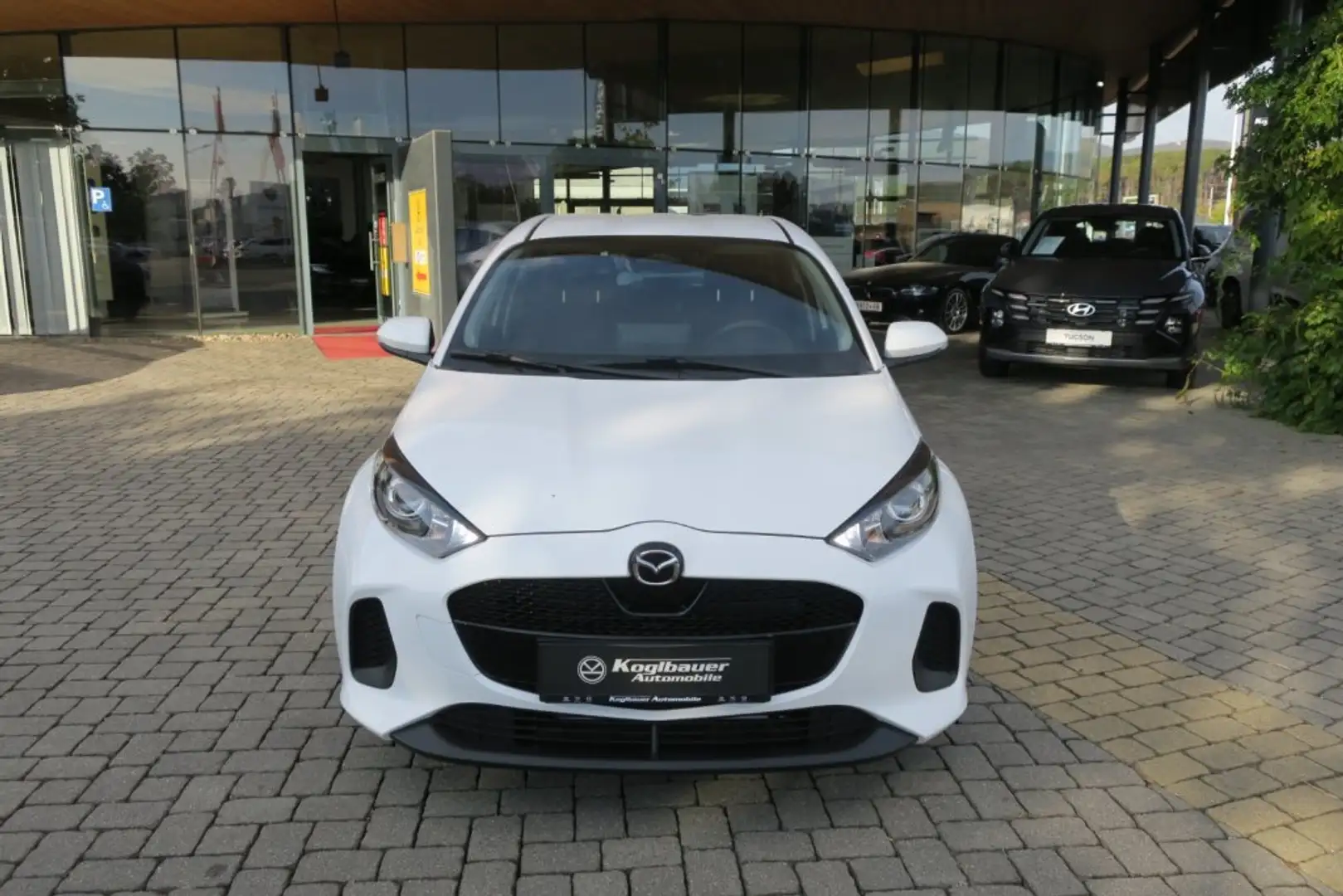 Mazda 2 Mazda 2 Hybrid 2026 5HB 1.5L VVT-i 116 CVT FWD Centre Line Weiß - 2