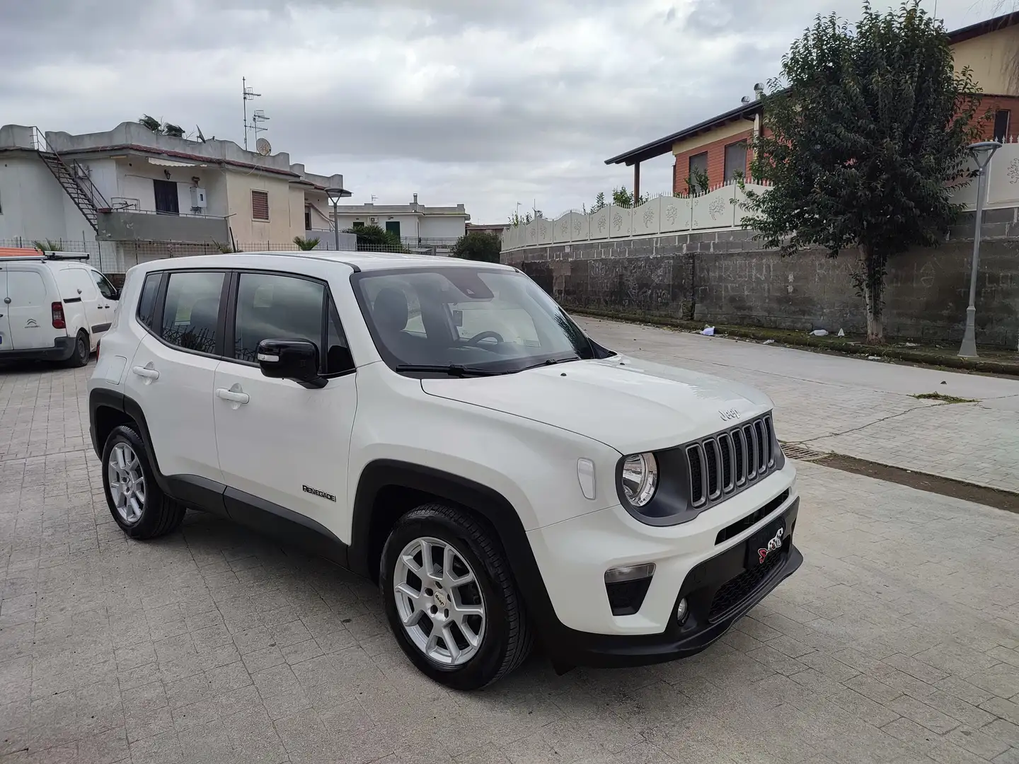 Jeep Renegade LIMITED  1.6 MJET 130 CV SCHERMO GRANDE DA VETRINA Weiß - 2