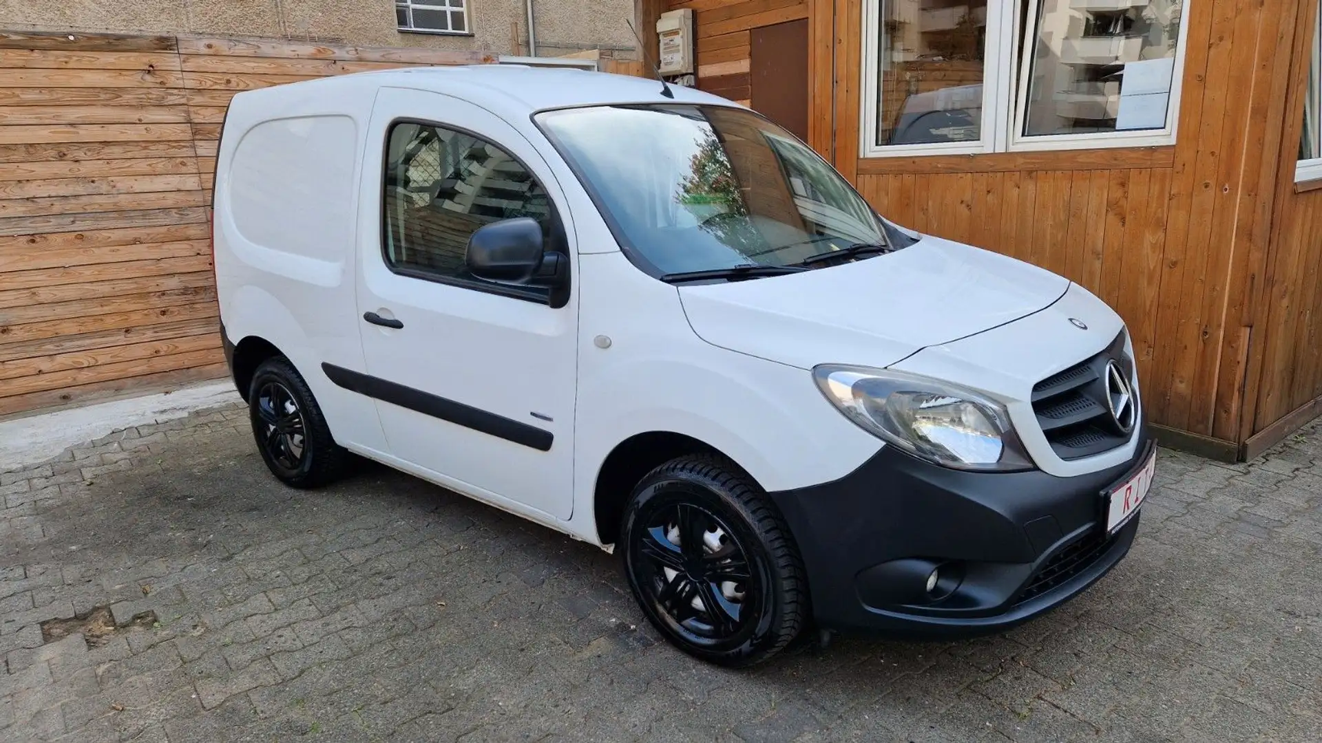 Mercedes-Benz Citan 1.5, Klima, AHK, Start-Stop, Tüv 01-2027 Weiß - 2