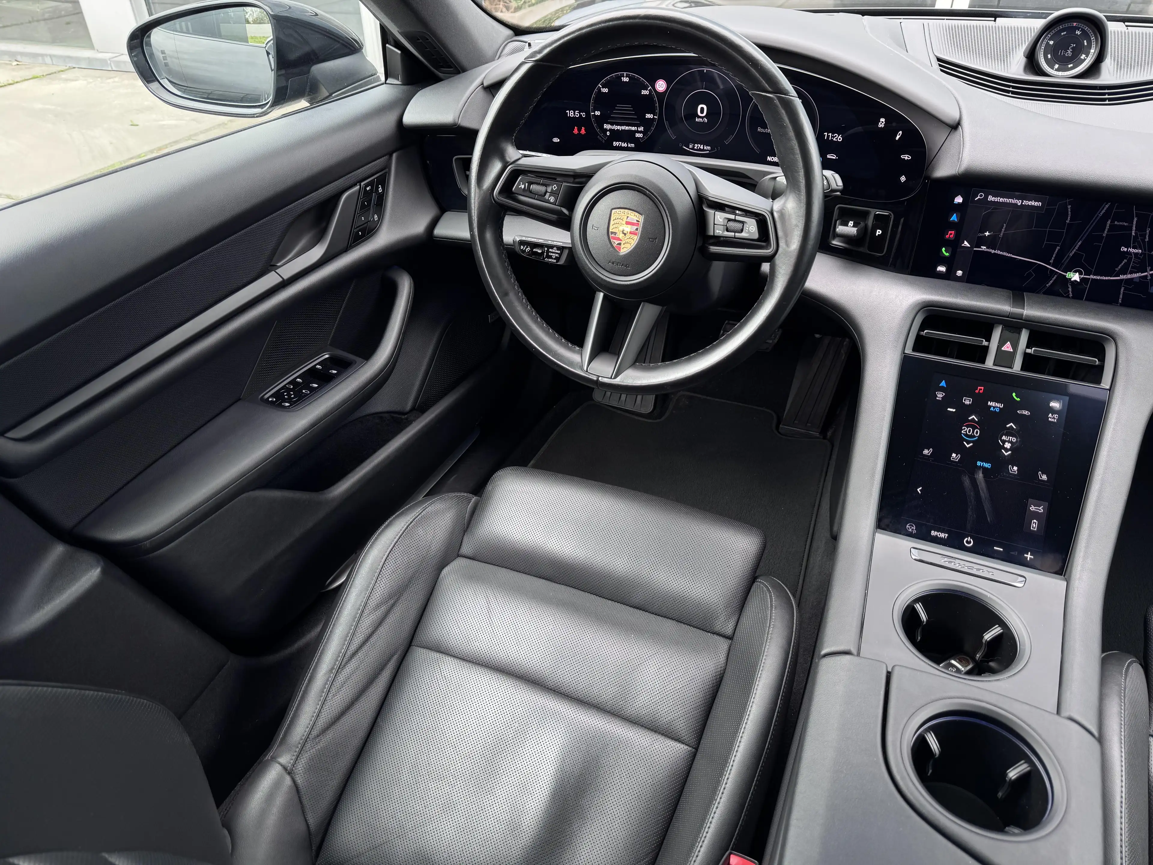 Porsche Taycan 4S Cross Turismo Sportdesig | PORSCHE APPROVED WAR — photo 8