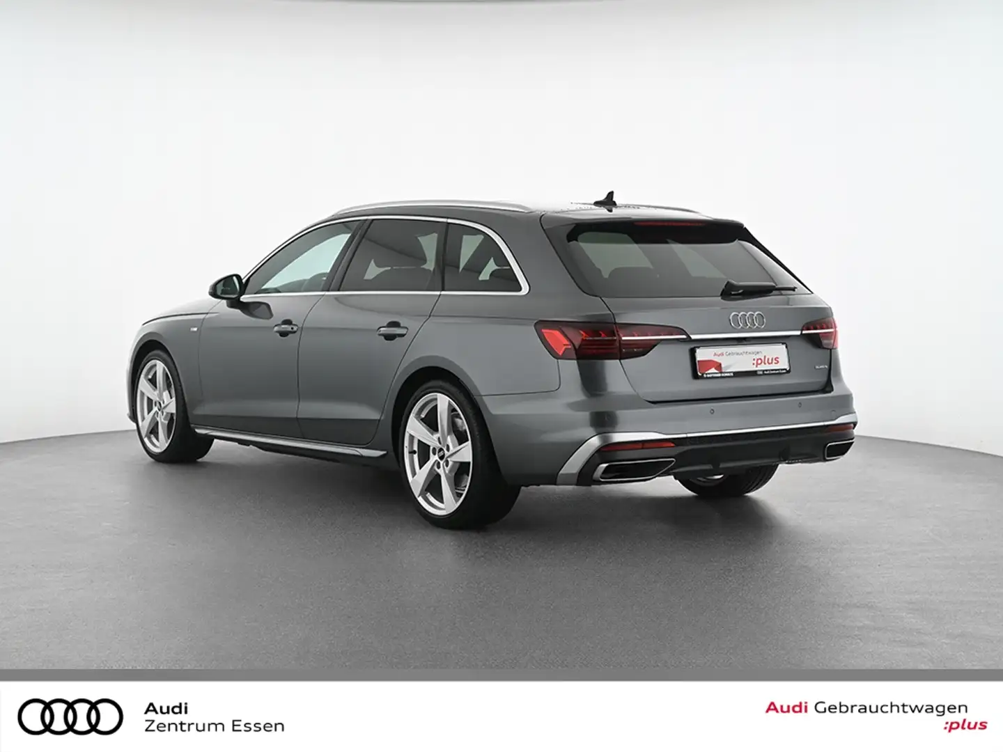 Audi A4 Avant 40 TFSI quattro S-LINE S-TRONIC LED AHK PA Grijs - 2