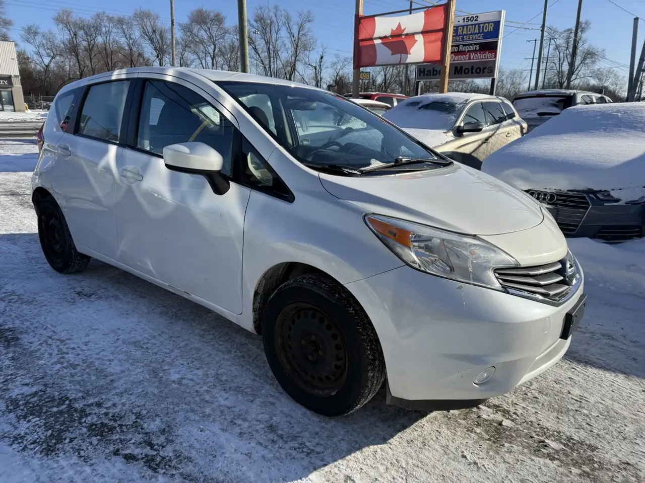 Nissan Note снимка Nissan Note
