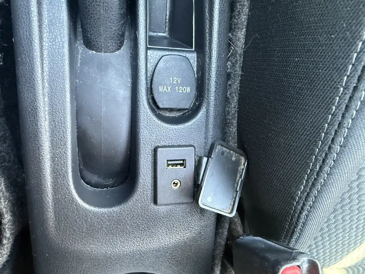 Nissan Note снимка Nissan Note