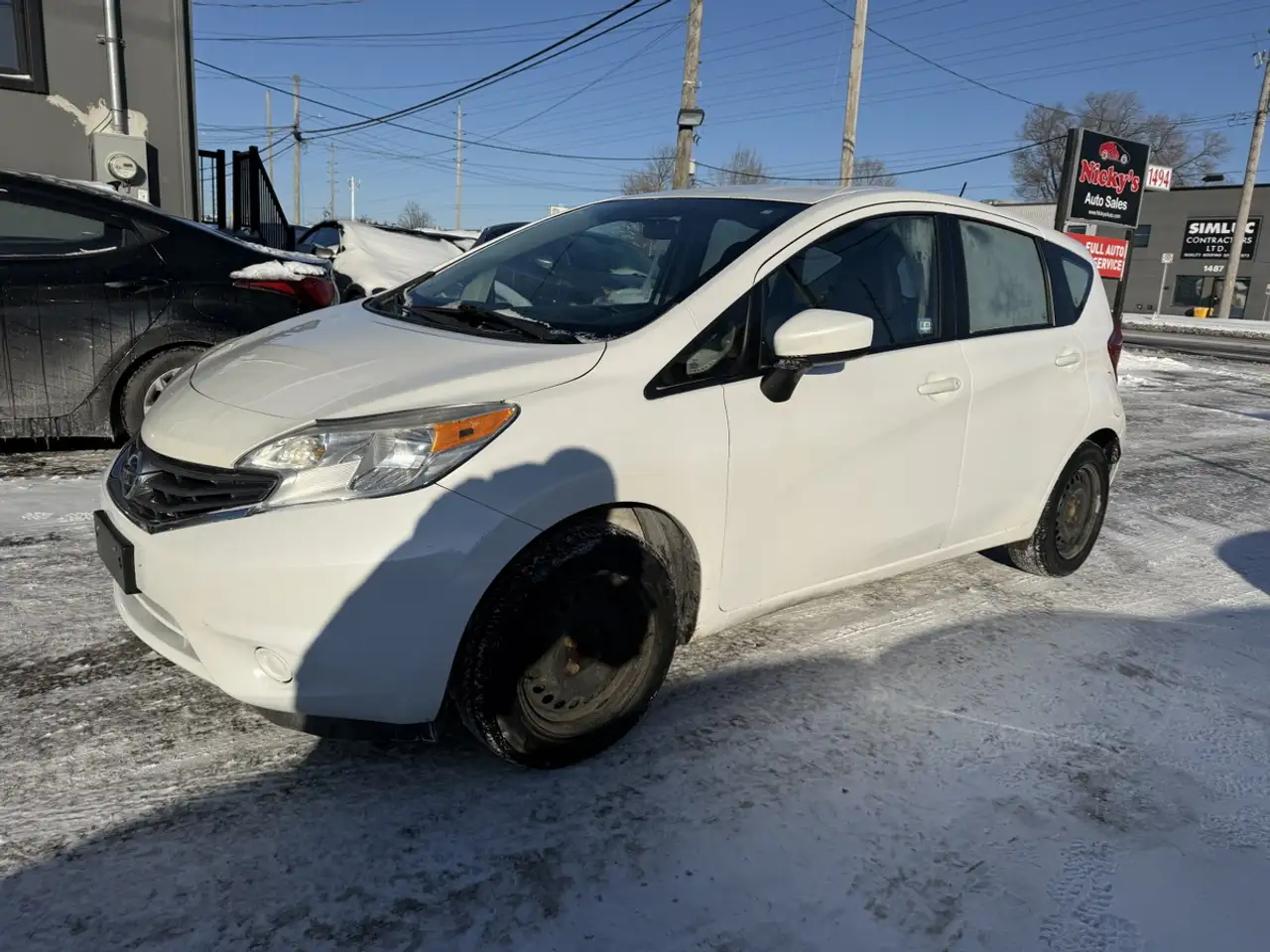 Nissan Note снимка Nissan Note
