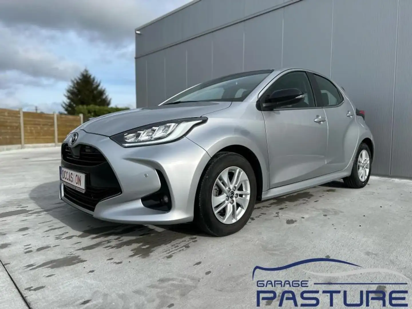 Mazda 2 Agile + Pack confort + Safety Grijs - 1