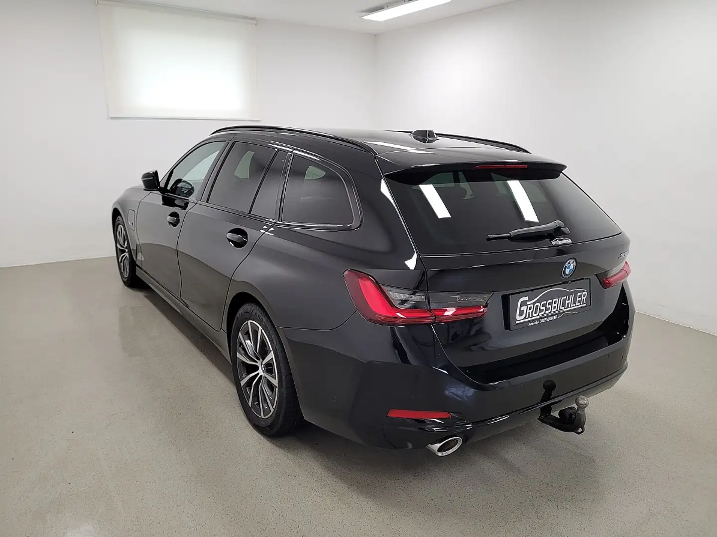 BMW 320 e PHEV Touring Aut. AHK schwenkbar, Sportsitze,... Noir - 2