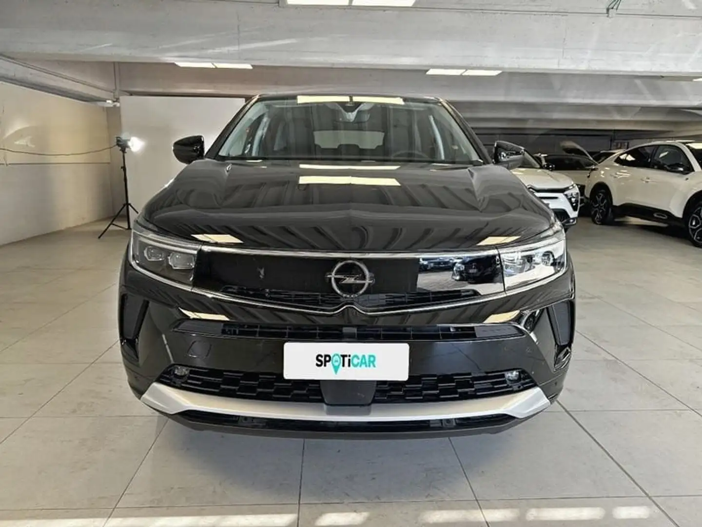 Opel Grandland 1.6 225cv PHEV Business Elegance FWD Nero - 2