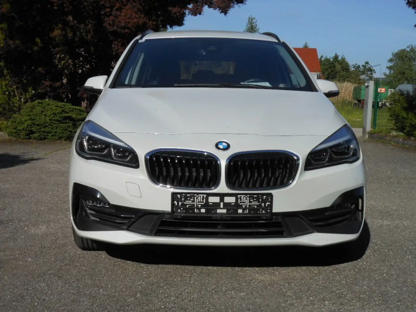 BMW 216 216 d Gran Tourer   *   V E R K A U F T   * Weiß - 2