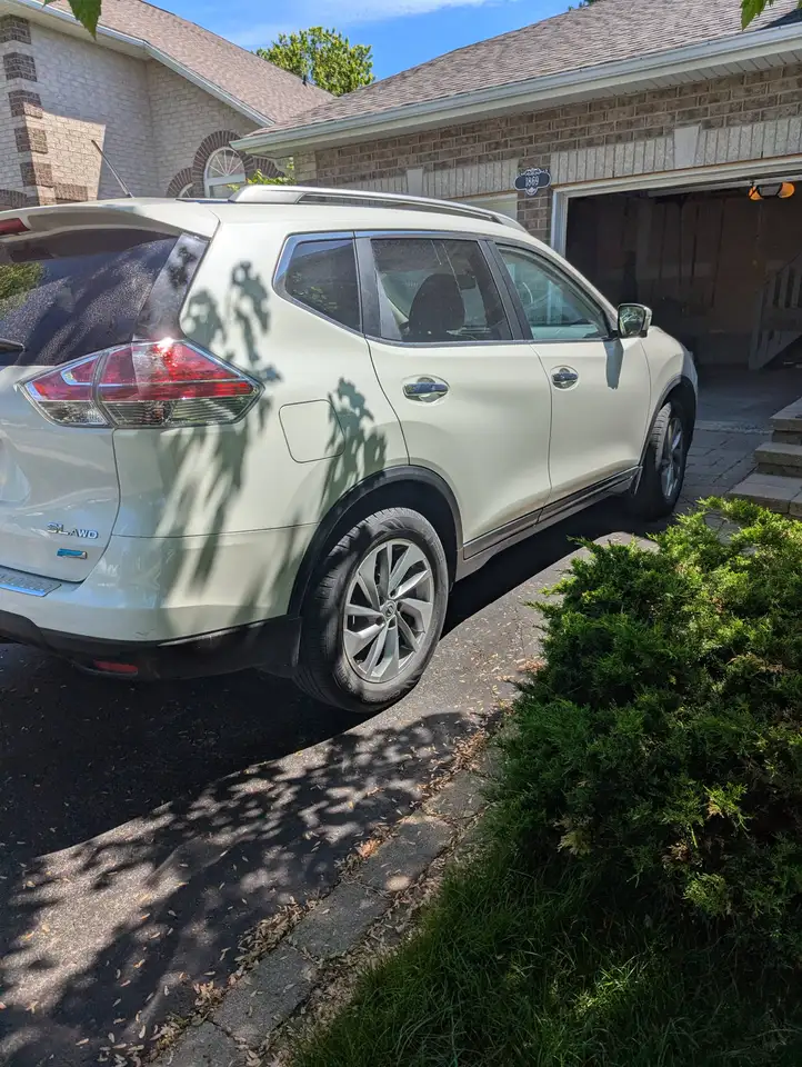 Nissan Rogue fotografie Nissan Rogue