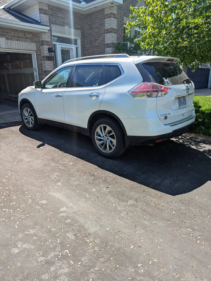 Nissan Rogue fotografie Nissan Rogue
