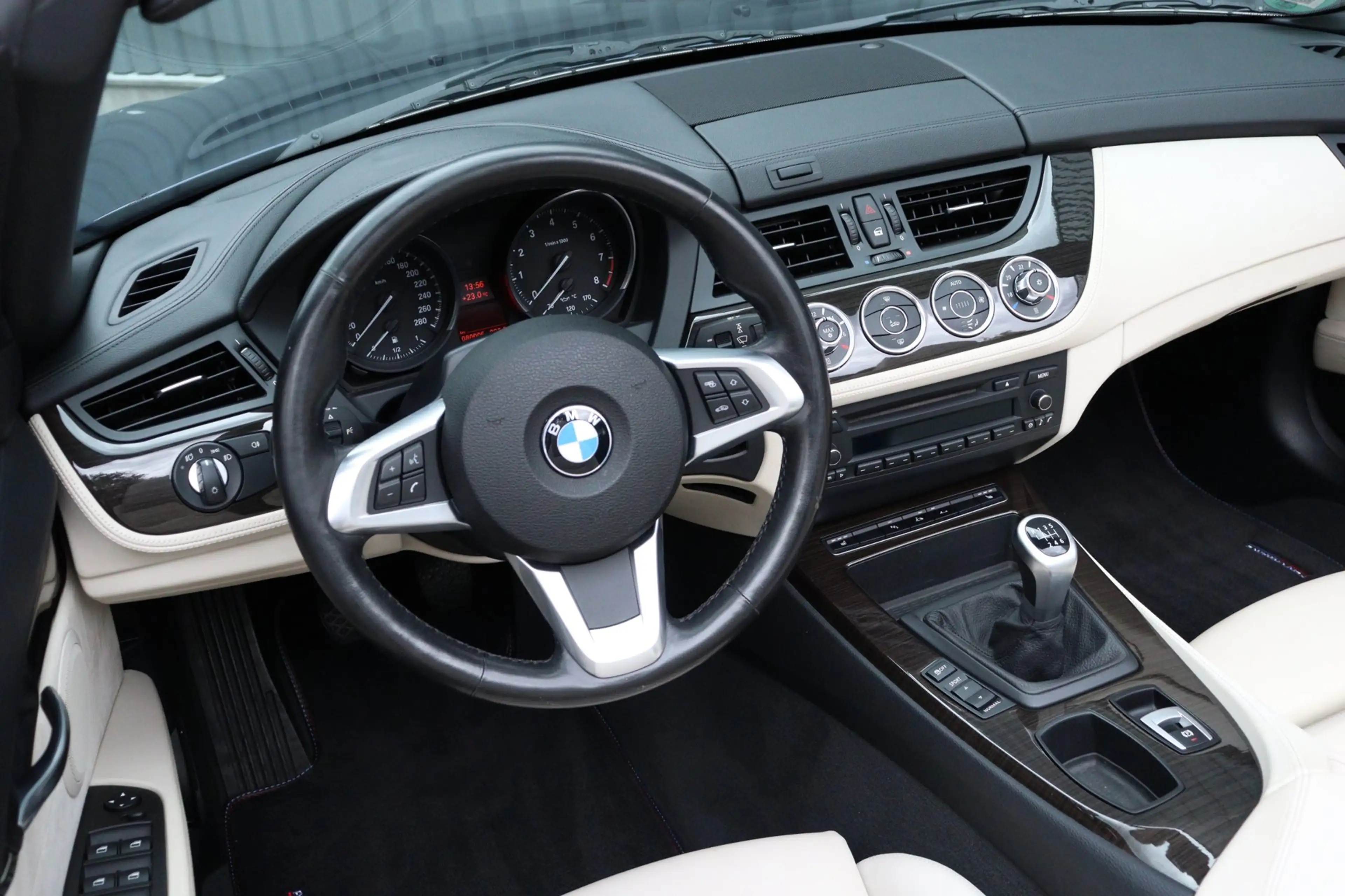 BMW Z4 Roadster SDRIVE23i EXECUTIVE *80.005KM.!* — photo 7