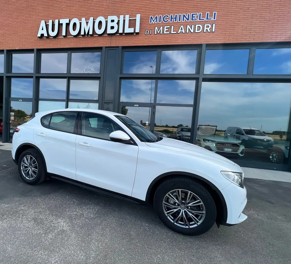Alfa Romeo Stelvio Stelvio 2.2 t Q4 190cv auto Blanc - 1