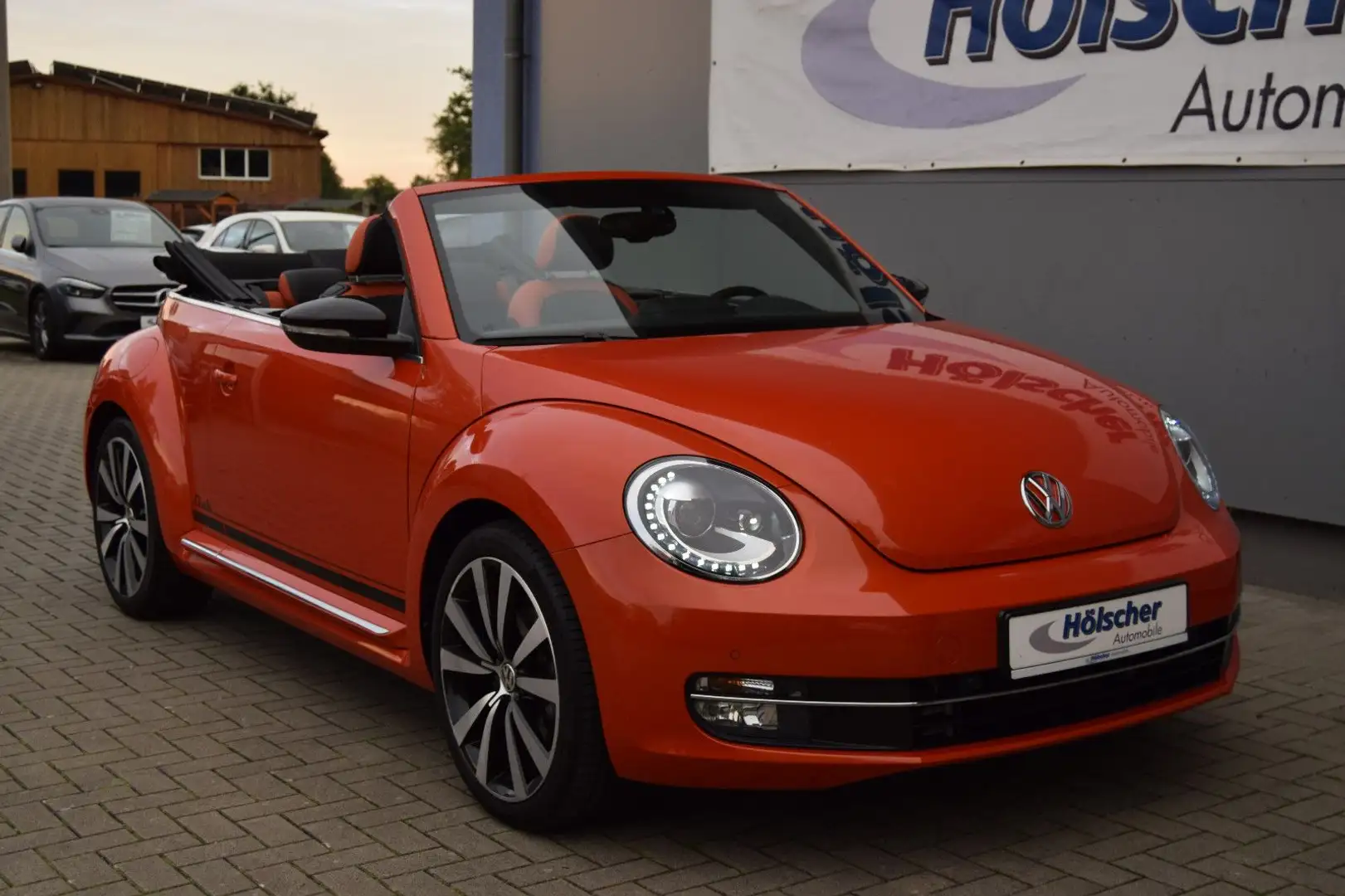 Volkswagen Beetle 1.4 TSI DSG BMT CLUB Cabriolet Orange - 1