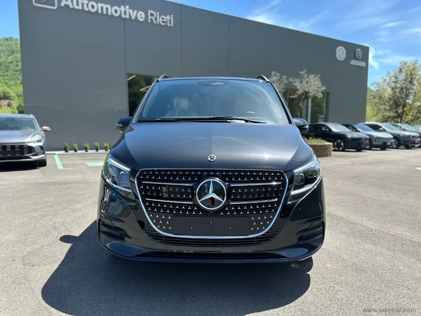 Mercedes-Benz V 300 V 300 AVANTGARDE EXTRALONG IBRIDO Schwarz - 2
