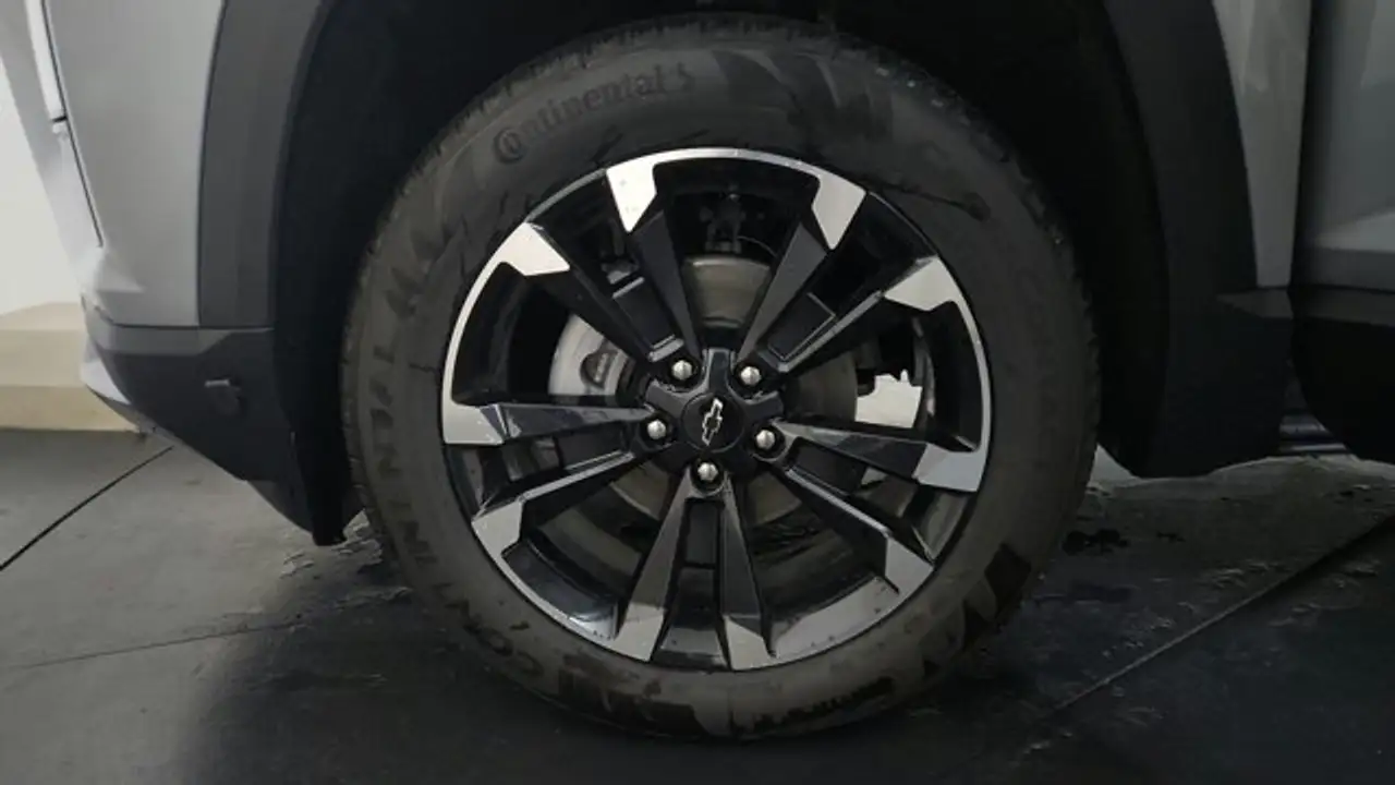 Chevrolet Equinox снимка Chevrolet Equinox