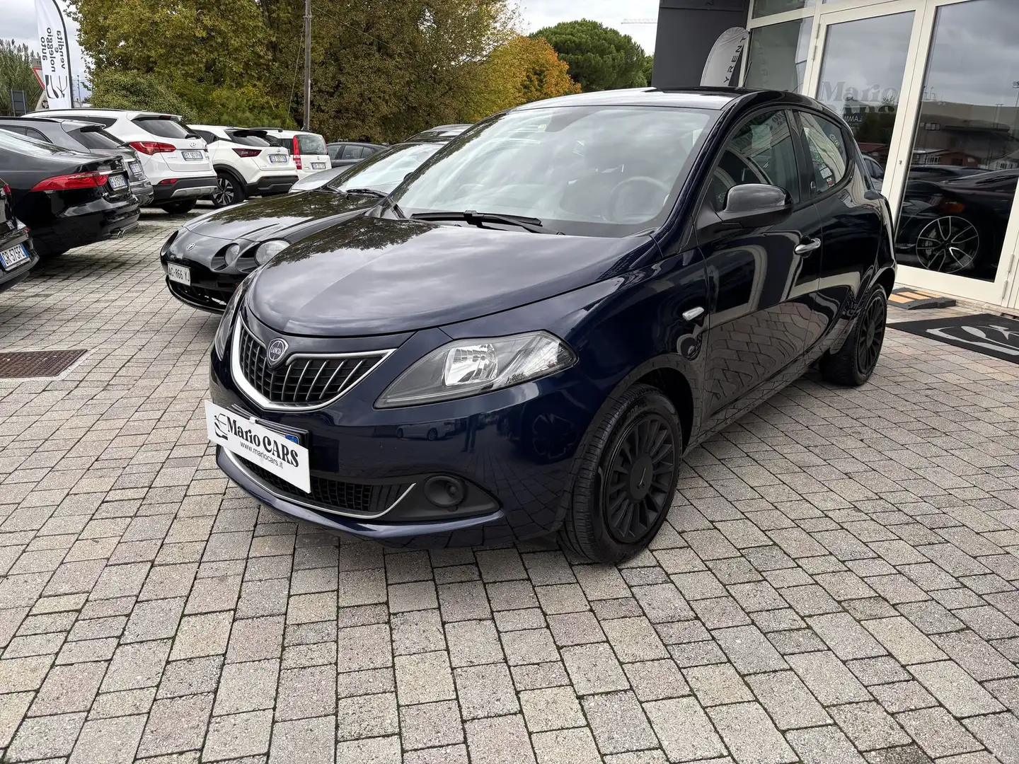 Lancia Ypsilon Ypsilon 1.0 FireFly 5 porte S&S Hybrid Ecochic Si Blu/Azzurro - 2