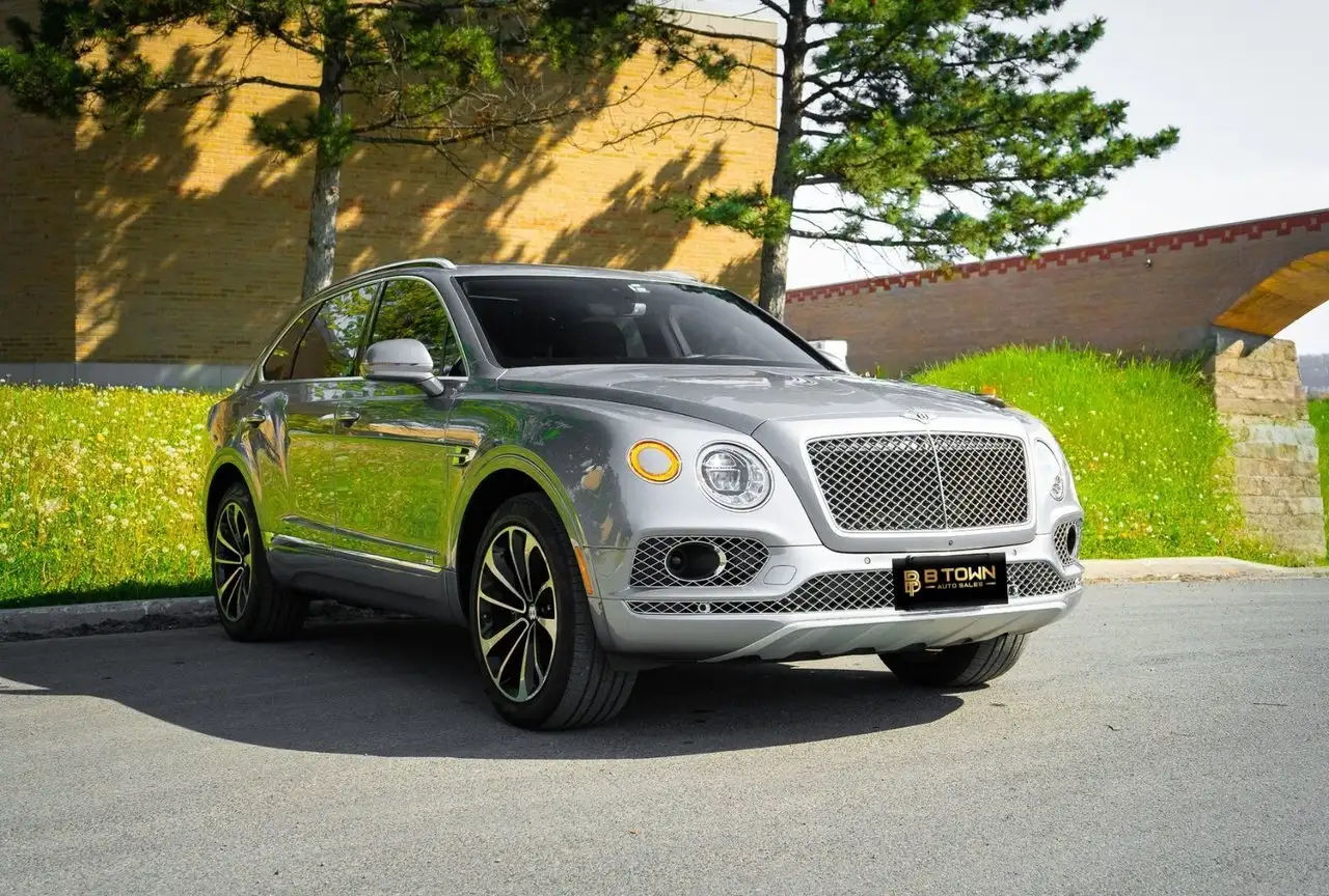 Bentley Bentayga снимка Bentley Bentayga