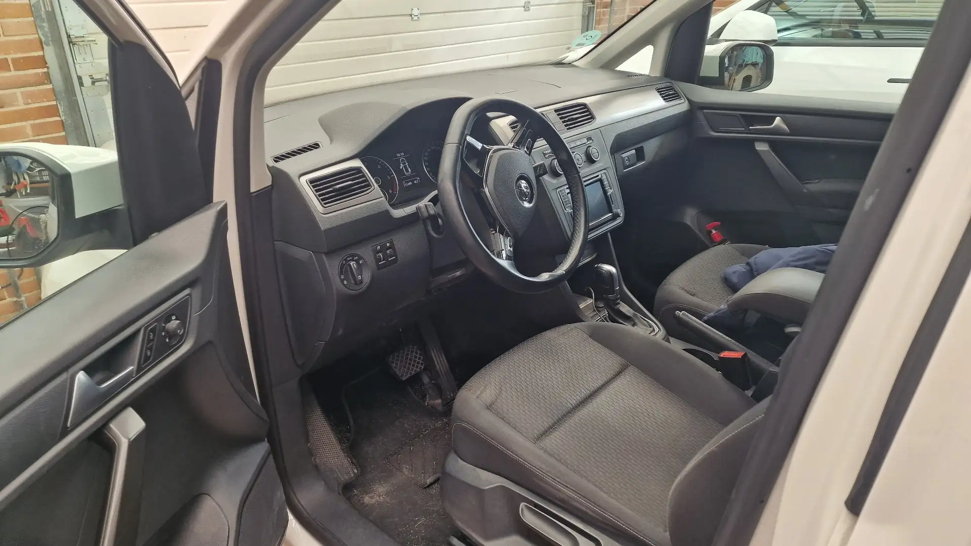 Volkswagen Caddy Maxi 2.0TDI Outdoor DSG 110kW - 2