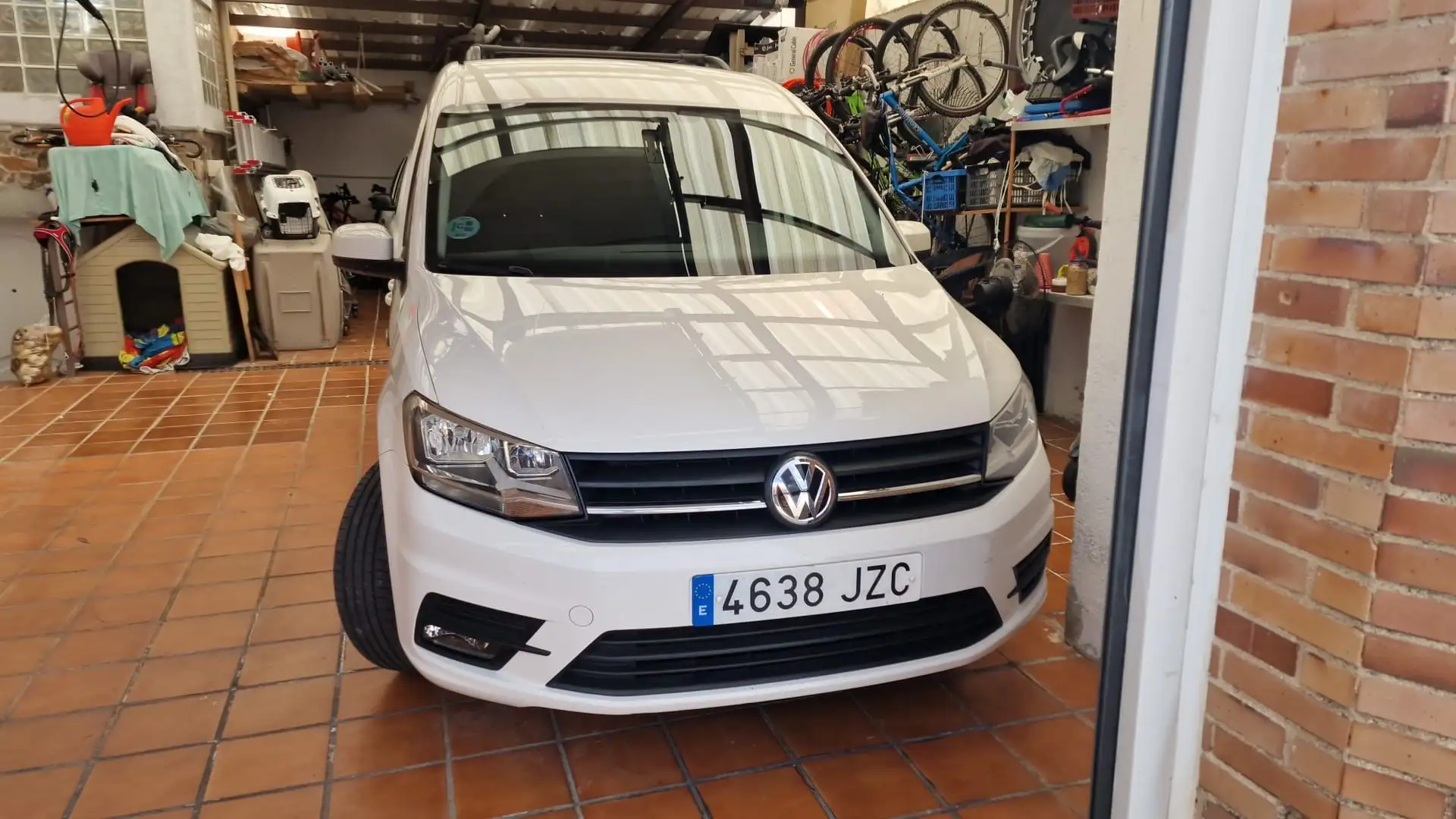 Volkswagen Caddy Maxi 2.0TDI Outdoor DSG 110kW - 1