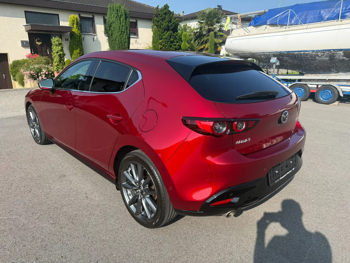 Mazda 3 Skyactiv-G122 Comfort+ /SO/PR/ST/TE Aut. AHK VOLL Rot - 2