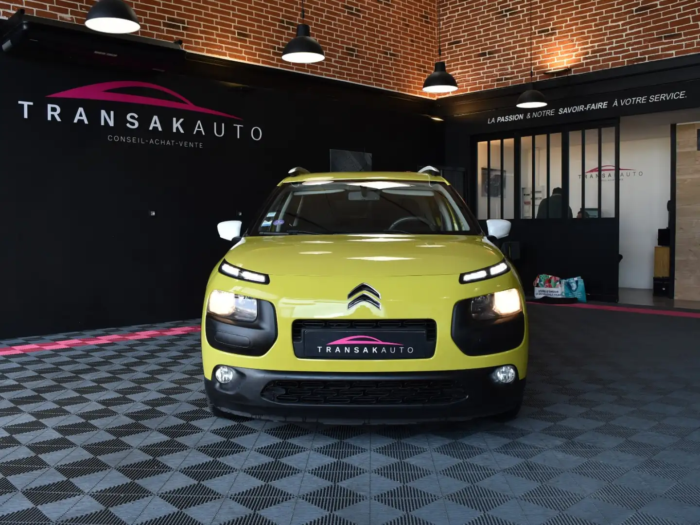 Citroen C4 Cactus C4 Cactus PureTech 82 Feel Edition Jaune - 2