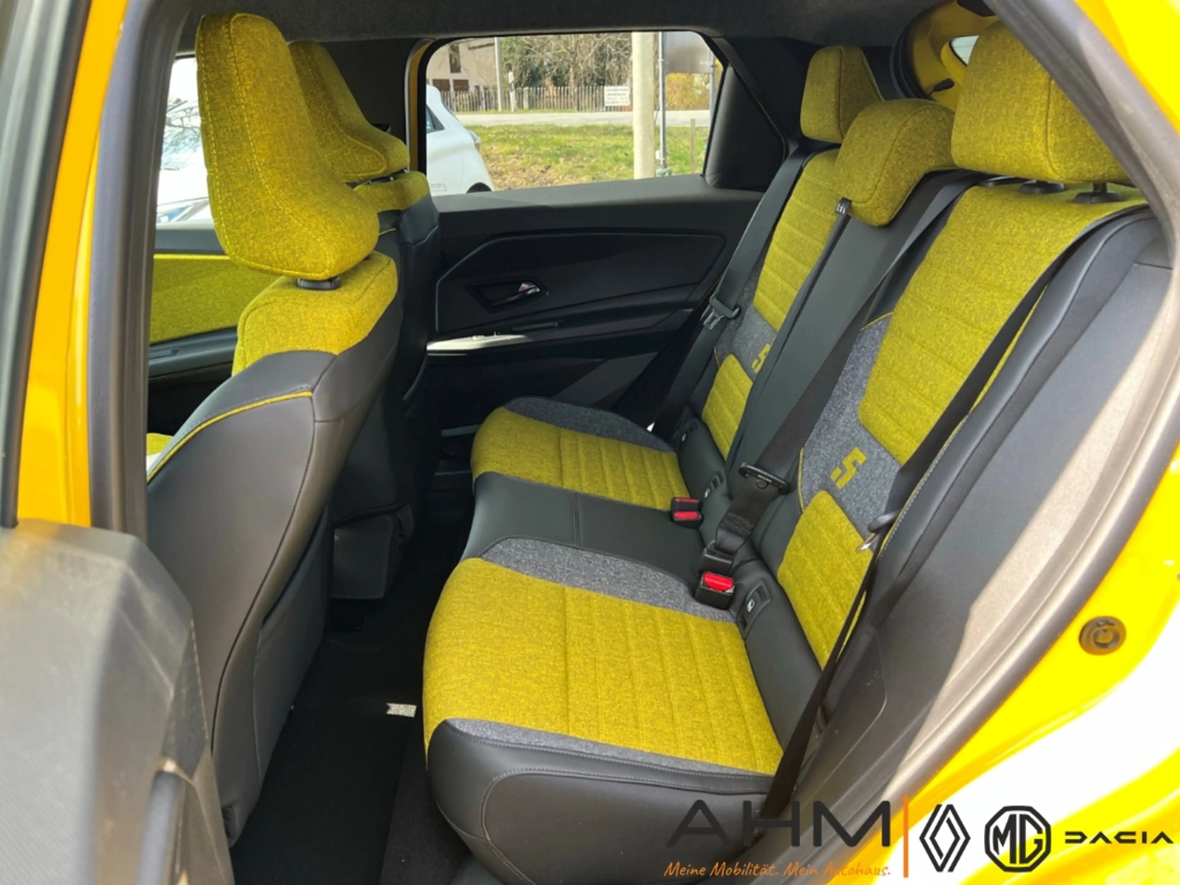 Renault R 5 Electric 150 Comfort Range Iconic Five — photo 12