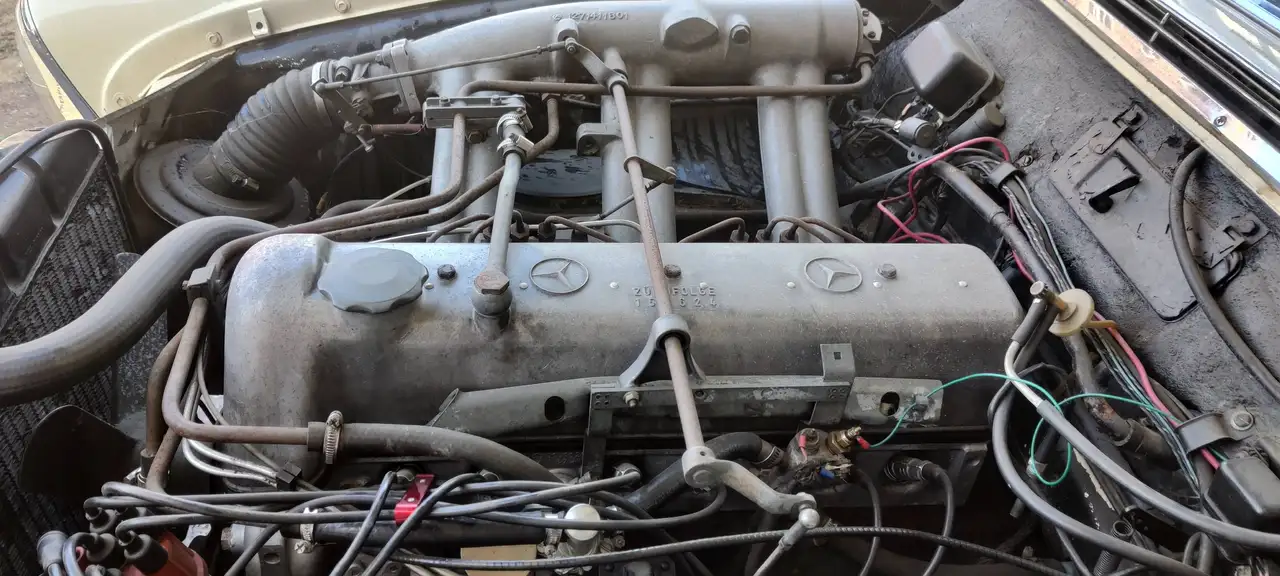 Mercedes-Benz 220 SE, foto 6