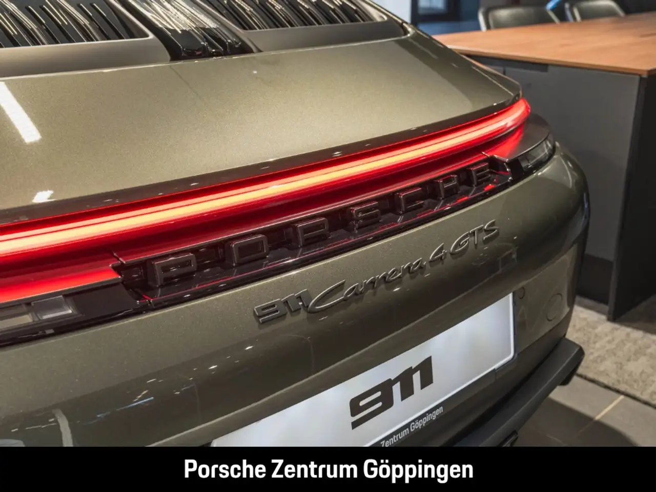 Porsche 992 911 Carrera 4 GTS Clubleder Liftsystem-VA 6