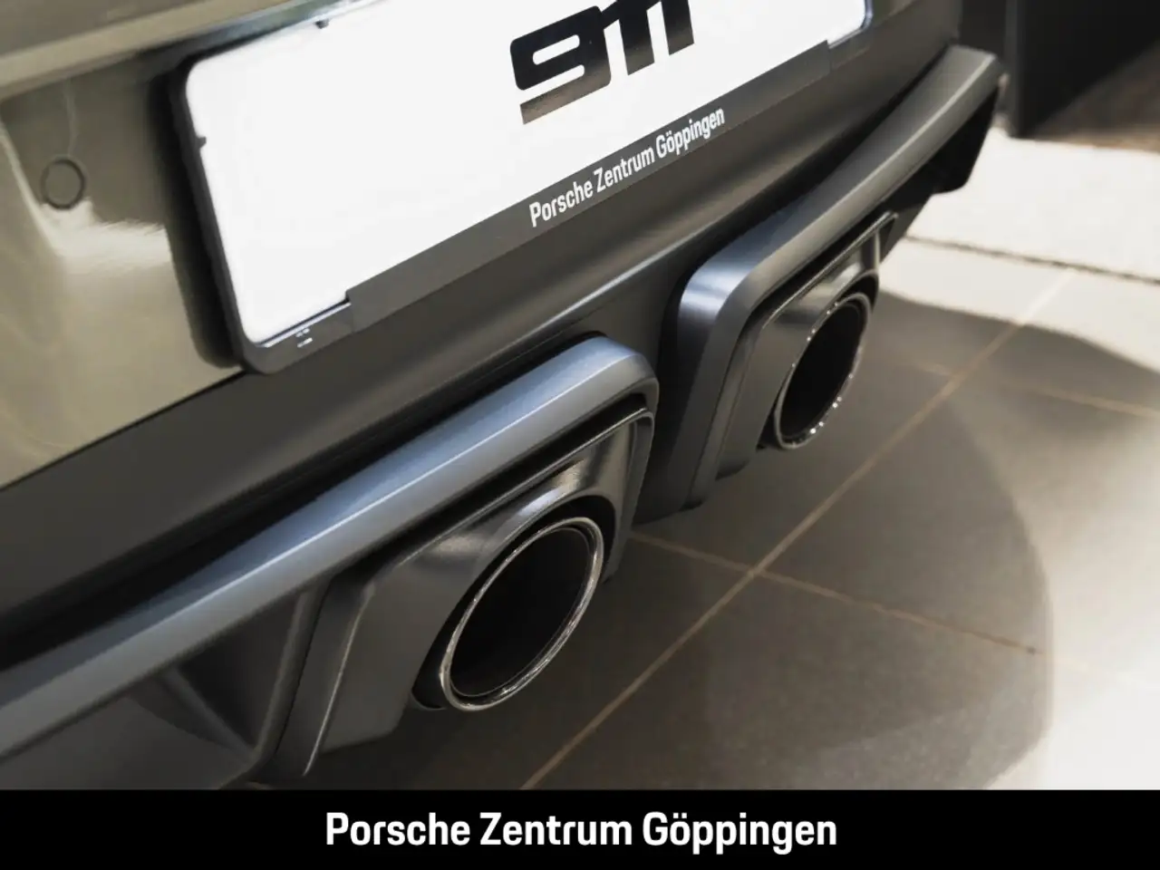 Porsche 992 911 Carrera 4 GTS Clubleder Liftsystem-VA 12