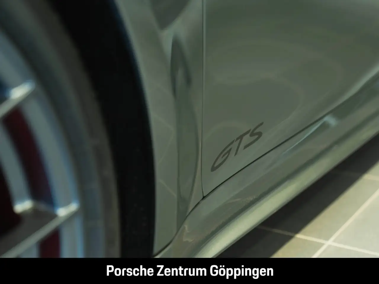 Porsche 992 911 Carrera 4 GTS Clubleder Liftsystem-VA 15