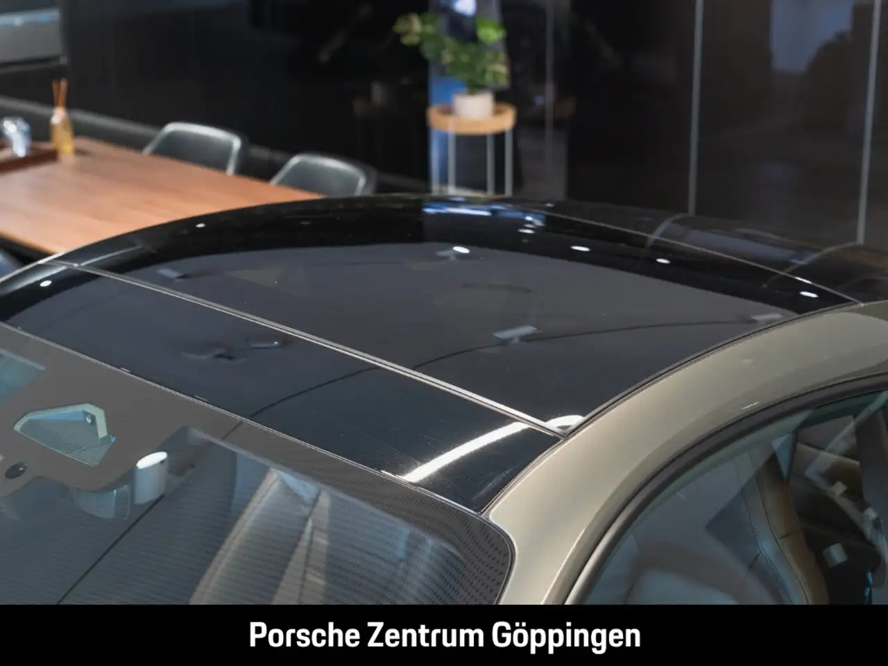 Porsche 992 911 Carrera 4 GTS Clubleder Liftsystem-VA 13