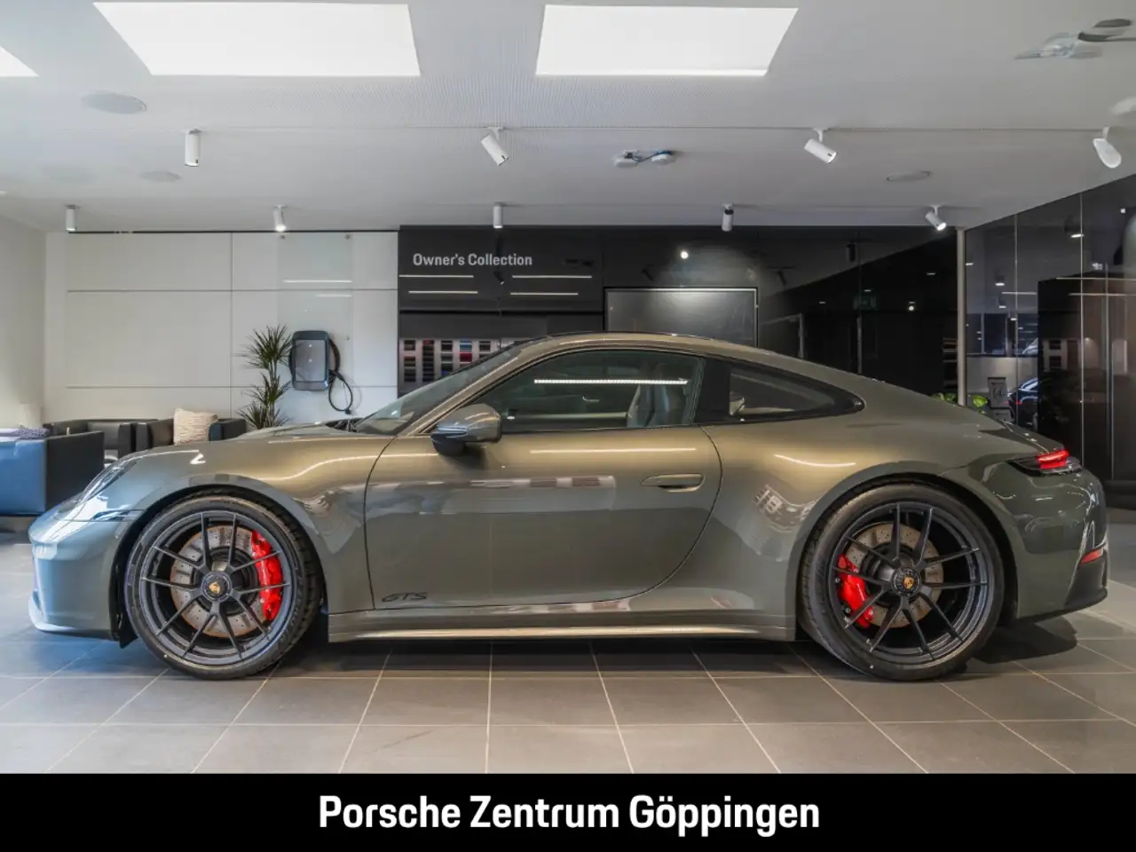 Porsche 992 911 Carrera 4 GTS Clubleder Liftsystem-VA 2