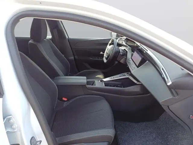 Peugeot 308 SW view 11