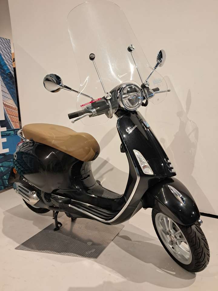 Vespa Primavera 150 3V