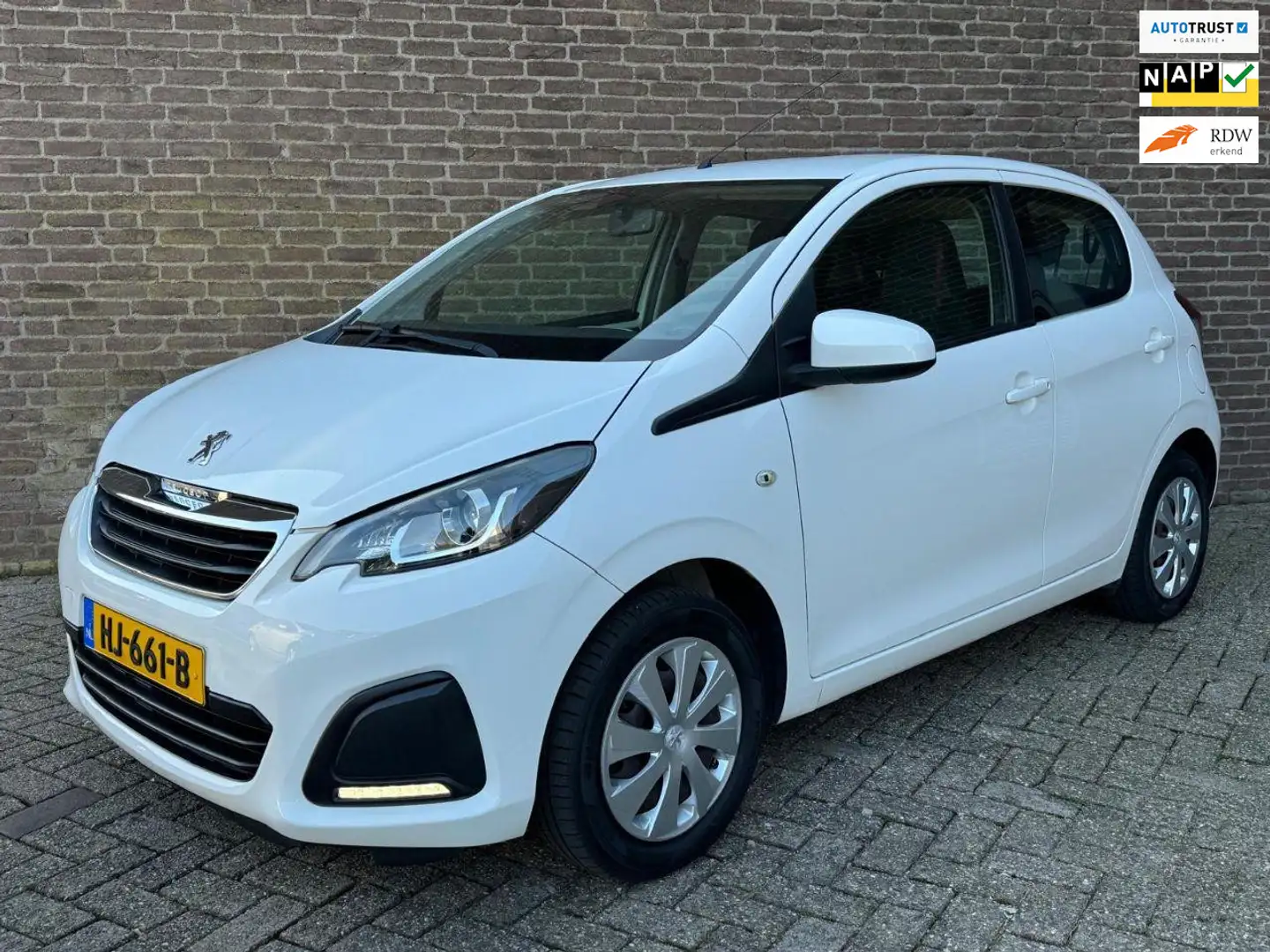 Peugeot 108 1.0 e-VTi Active • 5-Deurs Airco Led Bluetooth BTW Wit - 1