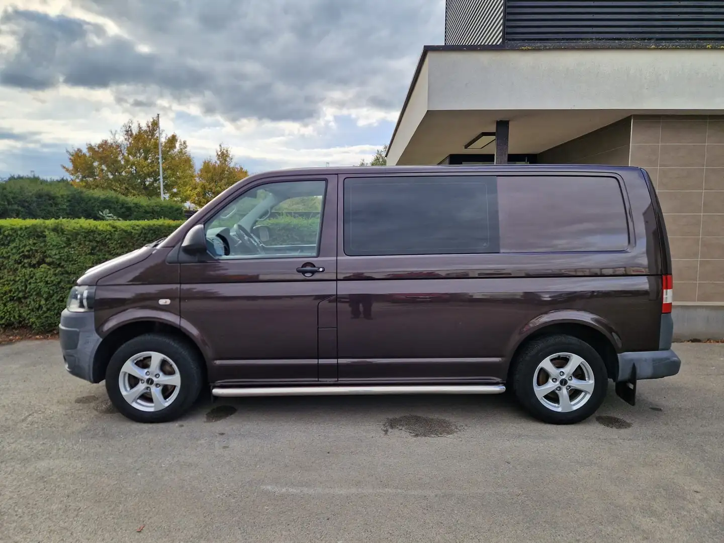 Volkswagen T5 Transporter Dubbele cabine 5-zit 140Pk Airco *garantie* Brun - 2