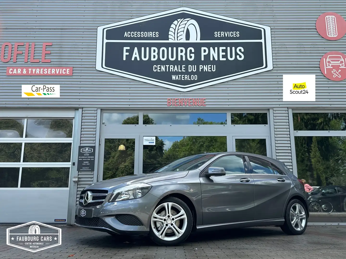 Mercedes-Benz A 180 *1-PROPRIETAIRE/1-OWNER*HISTORIQUE-MERCEDES*NAVI* Silver - 1