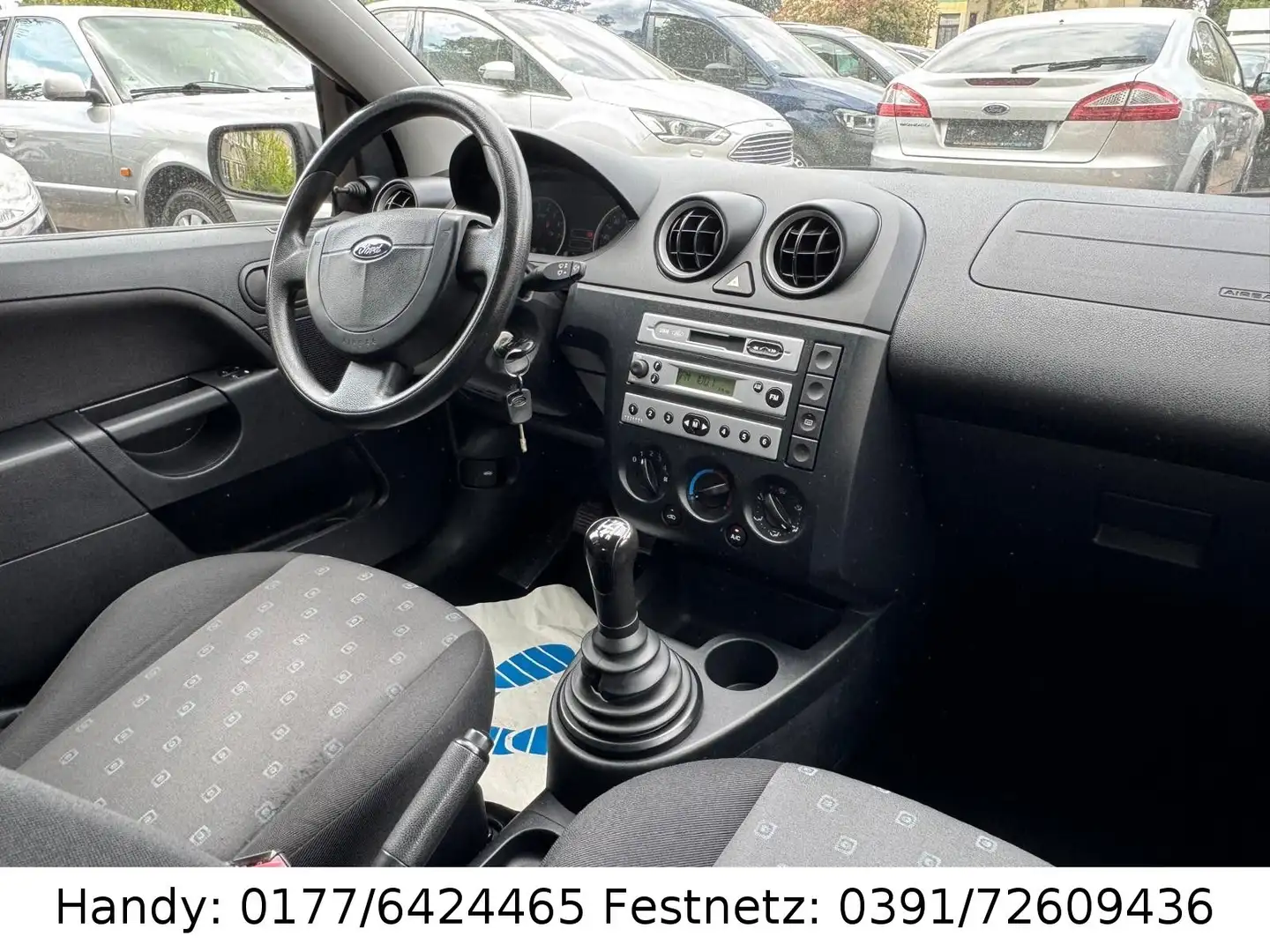 Ford Fiesta 1.3 2.HAND/KLIMA/SERVO/ZV mit FB/el.FH/ Silber - 2
