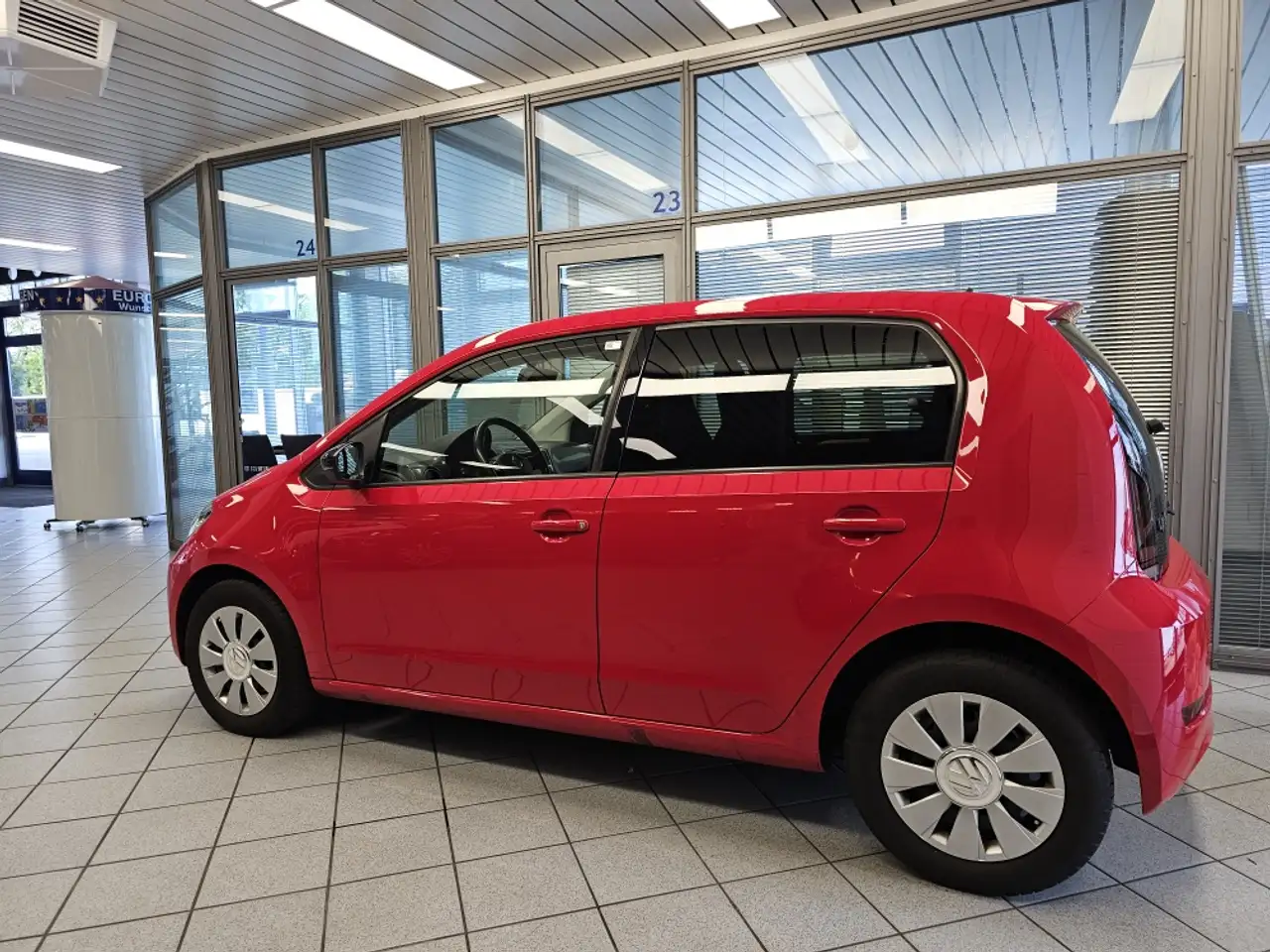 Volkswagen Up PDC,Sitzheizung,Klimatronik,Tempomat, миниатюра 18