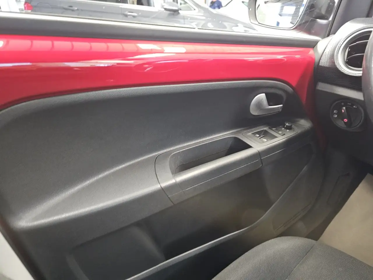 Volkswagen Up PDC,Sitzheizung,Klimatronik,Tempomat, миниатюра 13