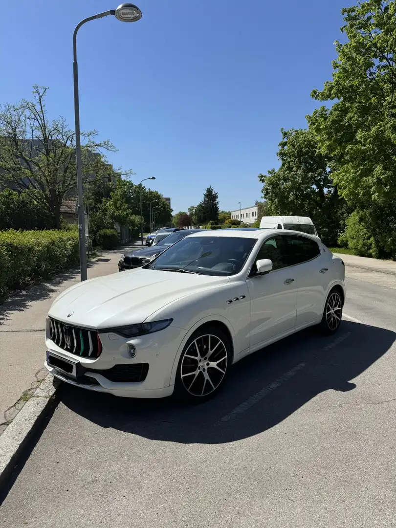 Maserati Levante Diesel Q4 - 1