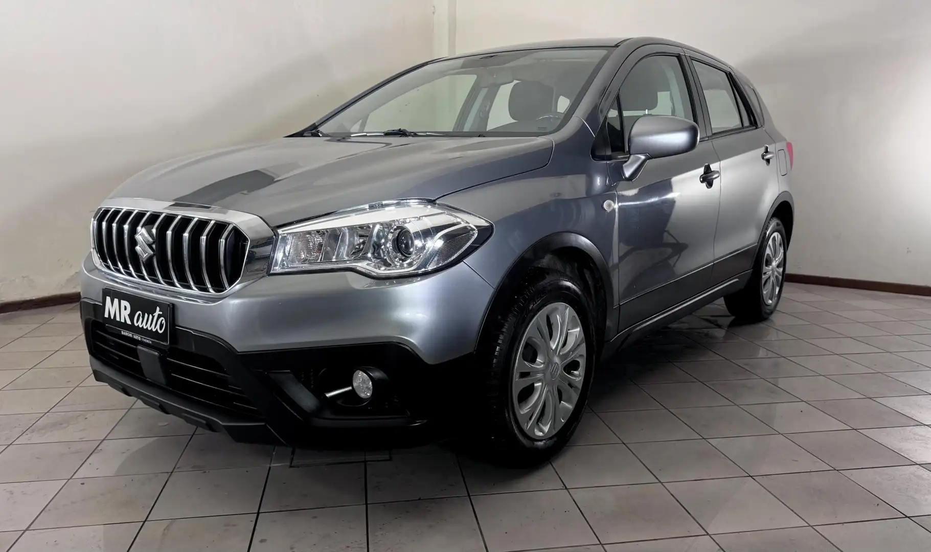 Suzuki S-Cross 1.0 boosterjet Cool s&s 2wd Gris - 2