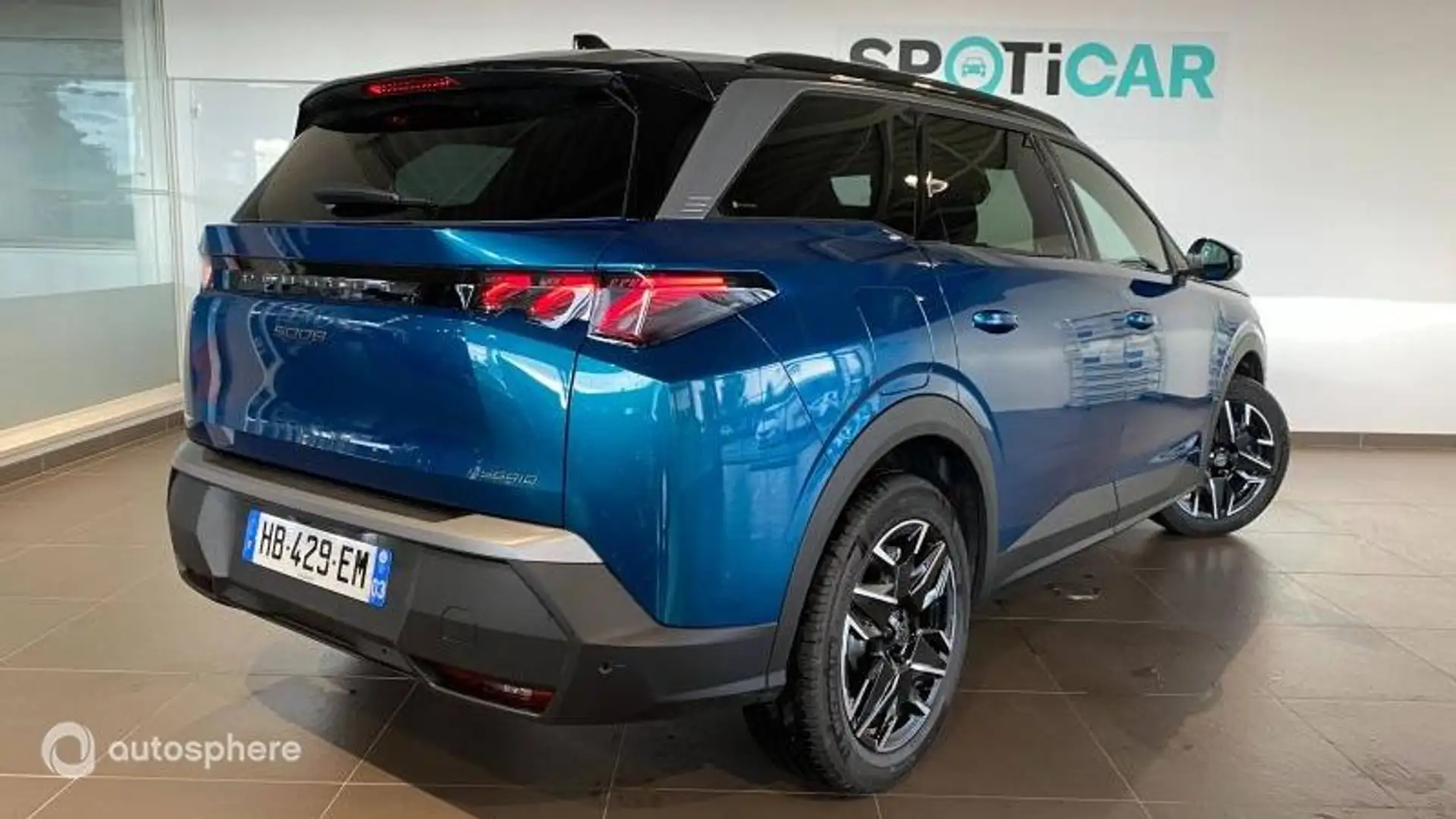 Peugeot 5008 Hybrid 136ch GT e-DCS6 - 2