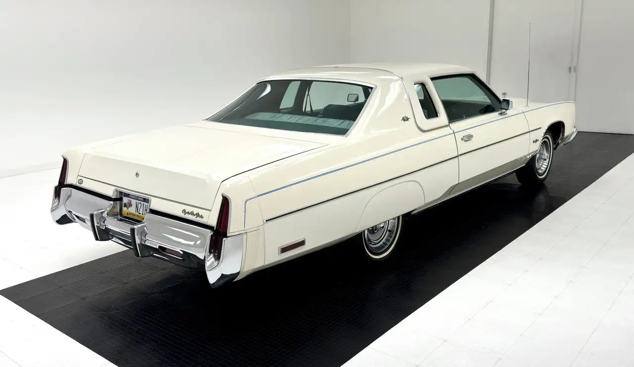 Chrysler New Yorker Brougham Hardtop, foto 5