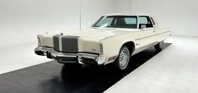 Chrysler New Yorker Brougham Hardtop