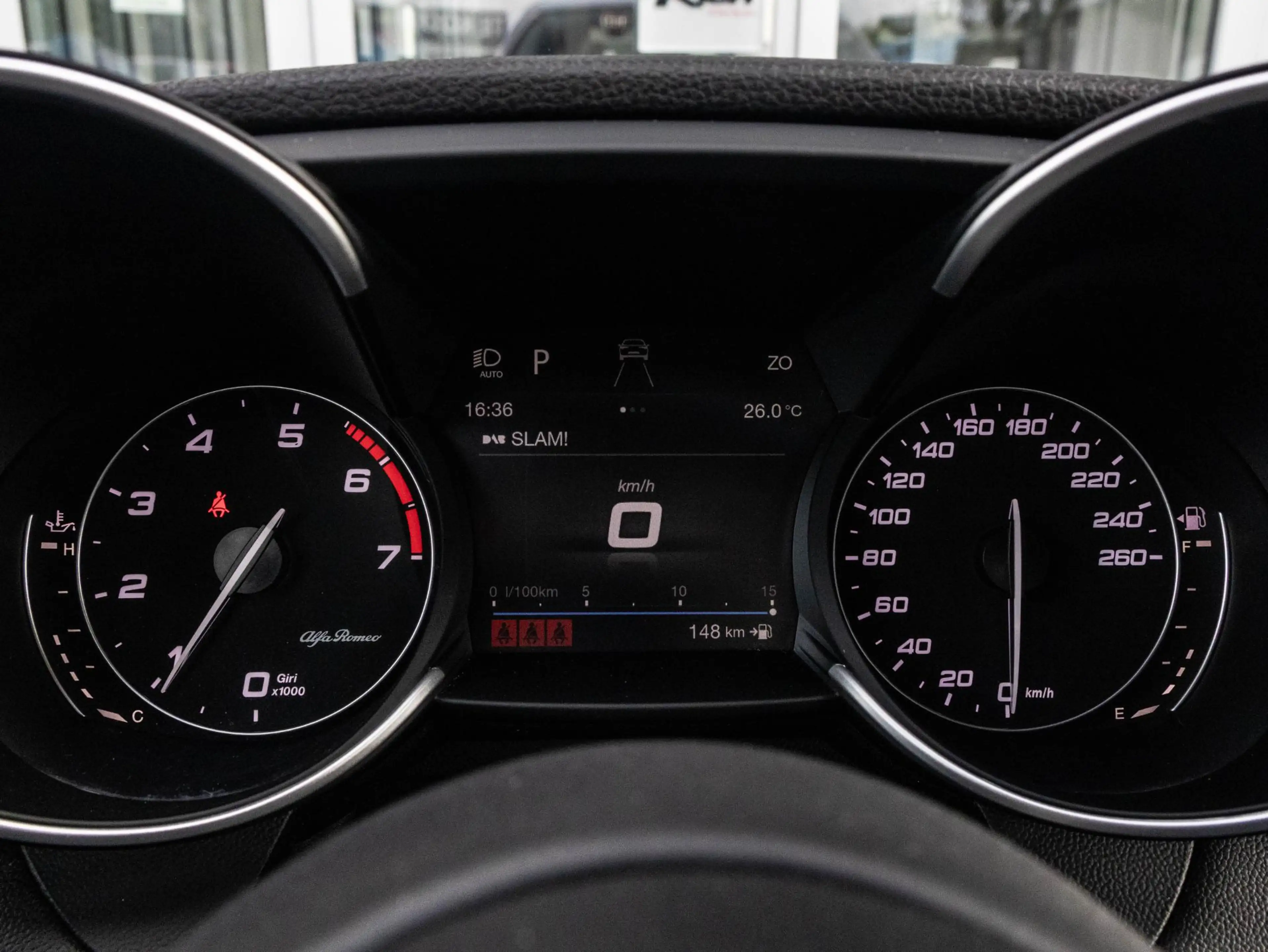 Alfa Romeo Giulia 2.0 T AWD Veloce 280 pk | Originele All Wheel Driv — photo 25
