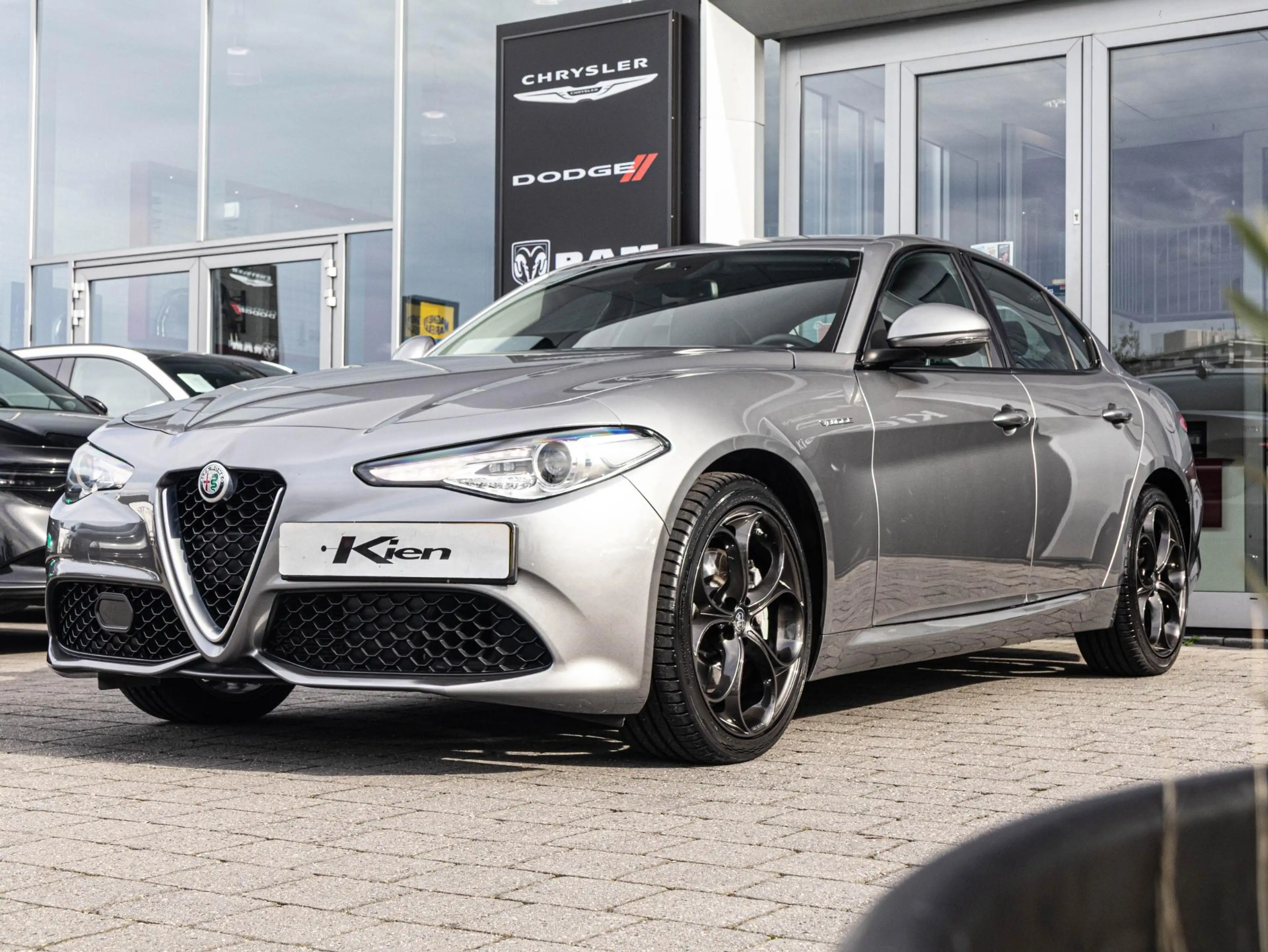 Alfa Romeo Giulia 2.0 T AWD Veloce 280 pk | Originele All Wheel Driv — photo 5
