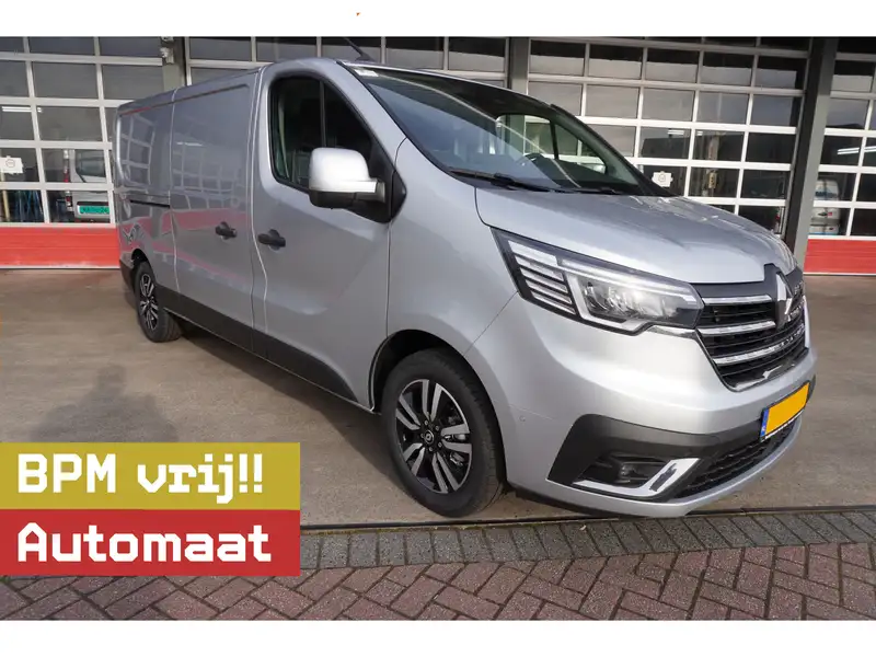 RENAULT Trafic
