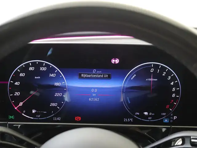 Mercedes-Benz E-Class view 11